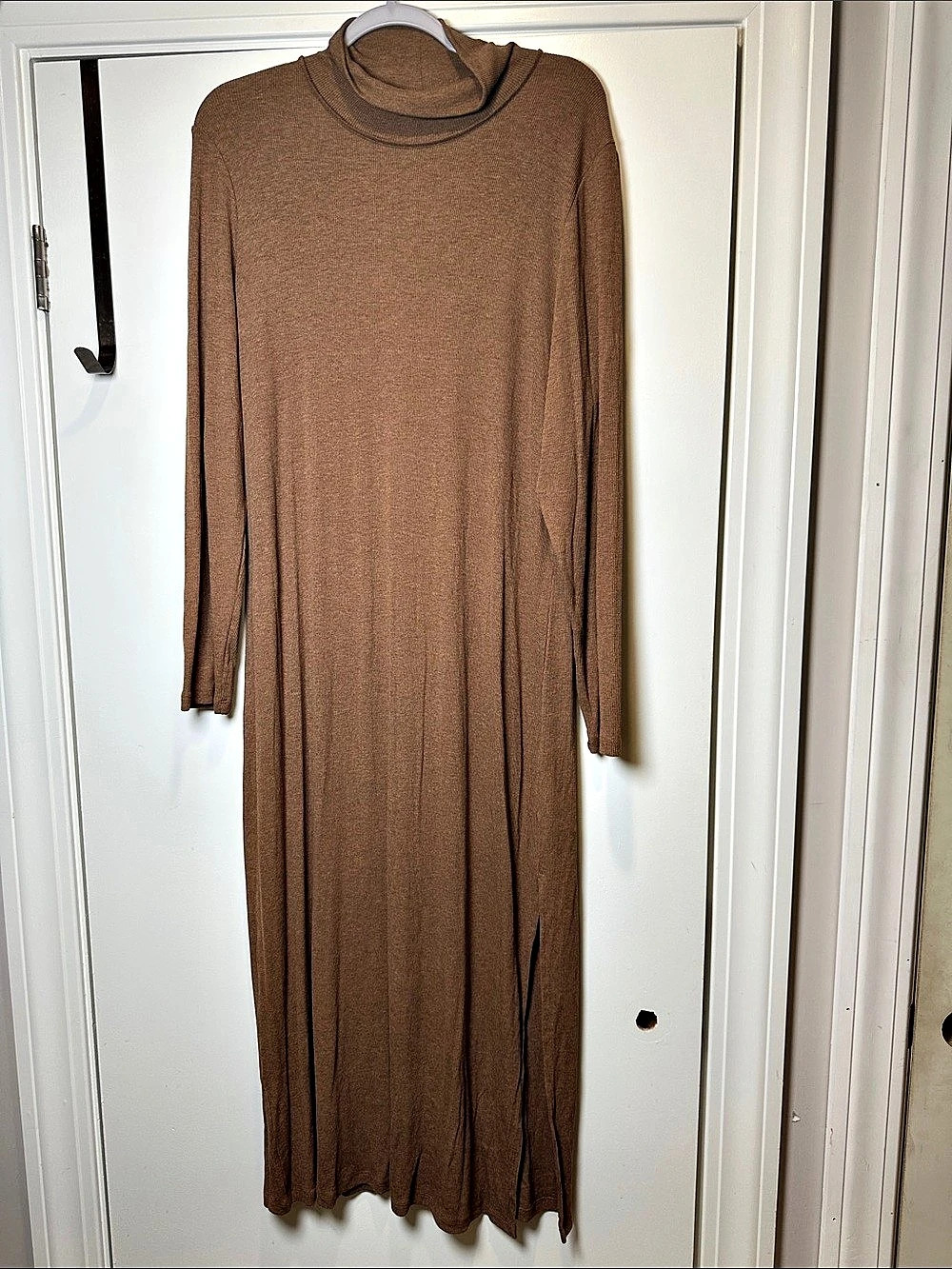 LNA Turtleneck Midi Dress Brown (56)